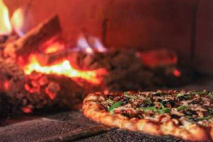 Zander's Woodfired Pizza food