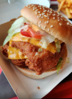 Kfc Creil Saint Maximin food