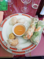 Le Royal D Asie food