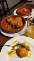 Les Tapas S'emballent food