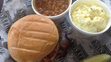 Billy Sims Barbecue food