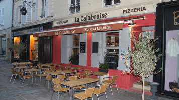 La Calabraise inside