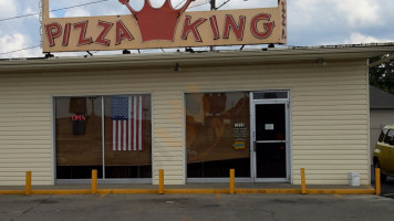 Pizza King outside