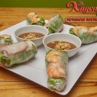 Xuyen Vietnamese Cafe Kc food