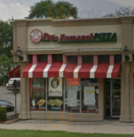 Papa Romano's Pizza outside