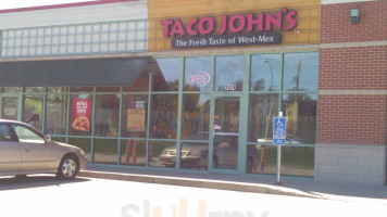 Taco John's outside