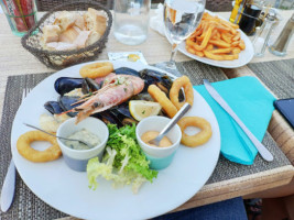 La Voile Bleue food