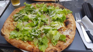 Vivaldi Pizzeria Italien 91 food