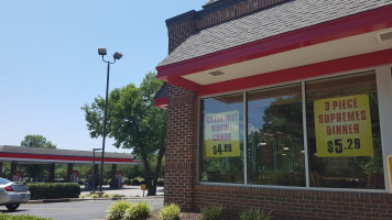 Bojangles outside