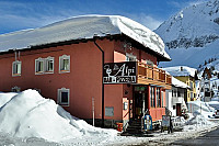 Pizzeria Alpi outside