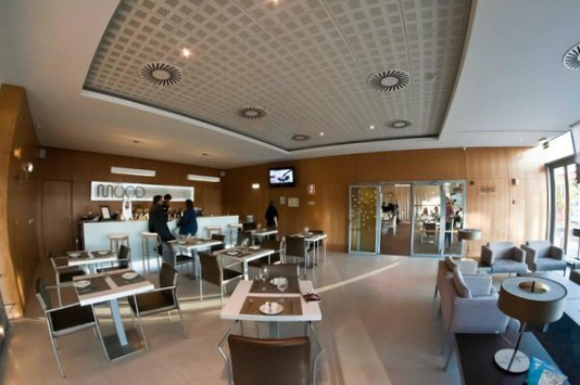 restaurant image