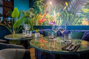 Le Jardin Les Restaurants Nicolas Pierre food