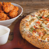 Pizza Hut food