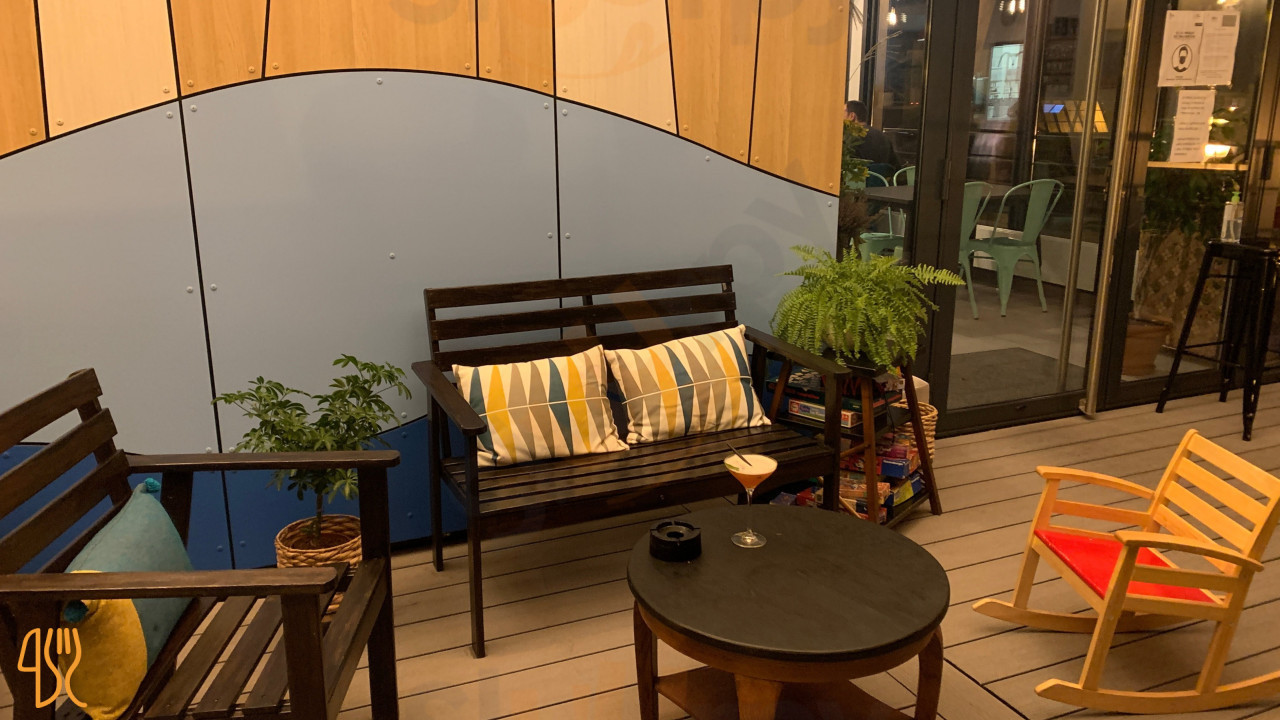 restaurant image