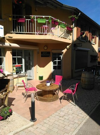 restaurant image