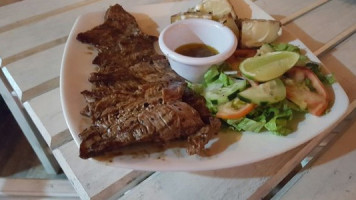 La Gran Parrilla Colombiana food