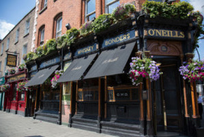 O'neills Victorian Pub Townhouse outside