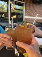 Rusty Bucket And Tavern food