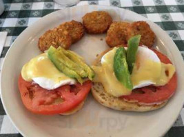 Woodbury Station Cafe food