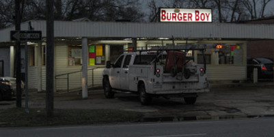 Burger Boy outside