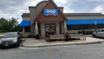 Ihop outside