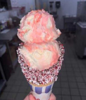 Whit's Frozen Custard food