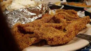 Lakeview Catfish Restaurant food