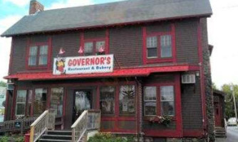 Governor's Restaurant outside