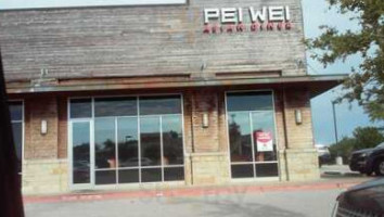 Pei Wei Asian Dinner outside