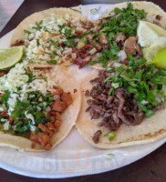 Tacos Garcia food