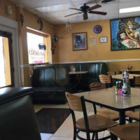 Los Torres Mexican Grill inside