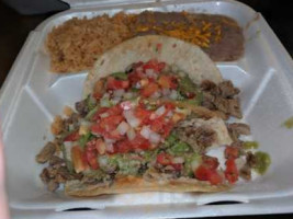 Linas Mexican food