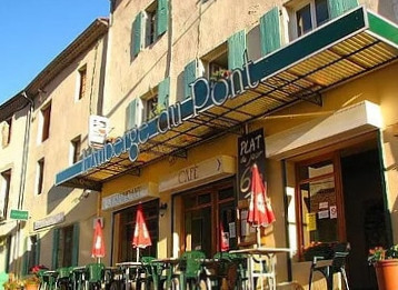 restaurant image
