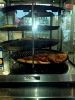 Uncle Joe's Pizzeria food