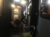 Ristor Art Toffee's Art Gallery inside