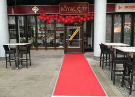 Asiatisches Royal City inside