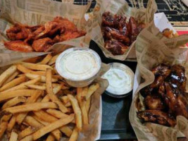 Wing Stop food