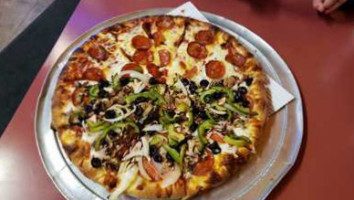 Sierra Madre Pizza food