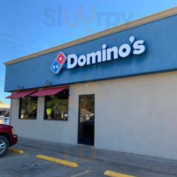 Domino's Pizza outside