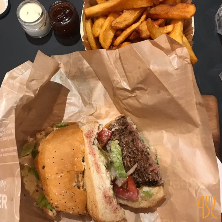restaurant image