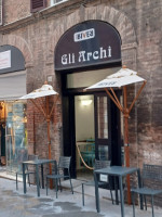 Gli Archi inside