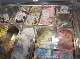 Gelato Gusto Brighton inside