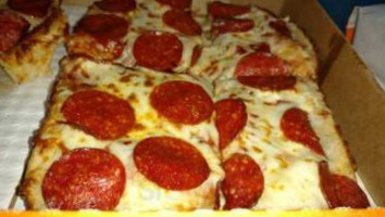 Little Caesars Pizza food