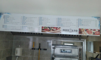 Pizza Olto inside