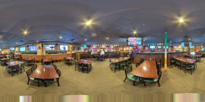 Shamrock And Grille inside