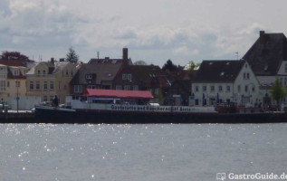 Gaststätten Und Räucherschiff Ms Herta outside