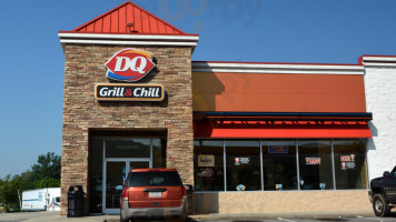 Dairy Queen Grill Chill outside