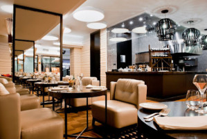 Le Victoria Brasserie Moderne food