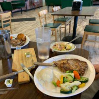 Veria's Country Cafe food