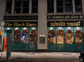 The Black Rose outside